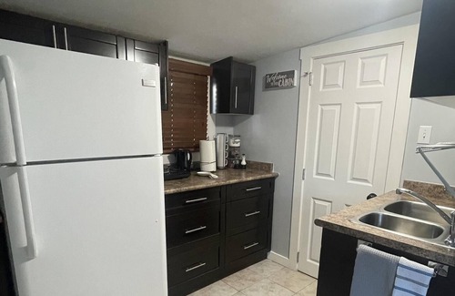 Okanagan-Similkameen Cabin | Osoyoos Beach Cabin | Perfectly Located