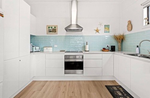 Callala Bay House | Osprey - Pet Friendly Waterfront