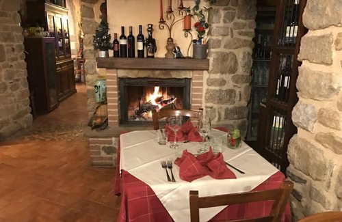 San Leo House | Osteria Belvedere