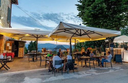 San Leo House | Osteria Belvedere