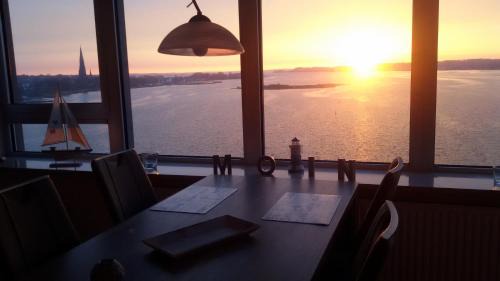 Schleswig Apartment | Ostseefjord-Schlei-Blick im Wikingturm