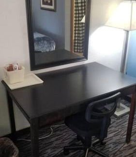 Stillwater Apartment | osu 2 Queen Beds Hotel Room 230 Wi-Fi