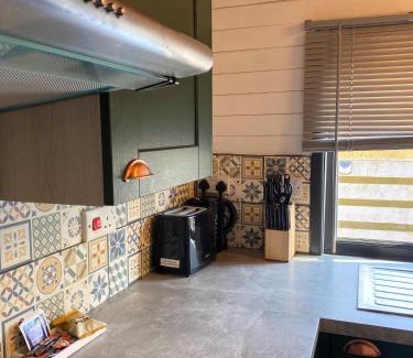 Warminster House | Otter 1 HuntersMoon-Warminster-Longleat-Wiltshire