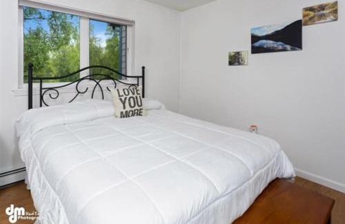 Palmer Bed & Breakfast | Our Alasakn Dream Bed and Breakfast