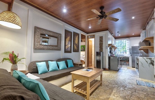 Punta Uva Ski Chalet | Our Bungalow Punta Uva 3BR Beachfront with A/C