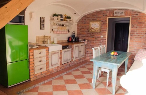 Lesna House | Our Chabazie