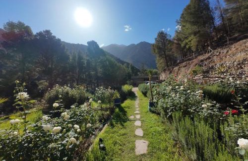 Sti Fadma Hotel | Ourika Atlas Tigmi