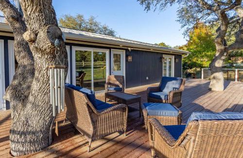 Canyon Lake House | Outdoor Utopia Acreage Retreat