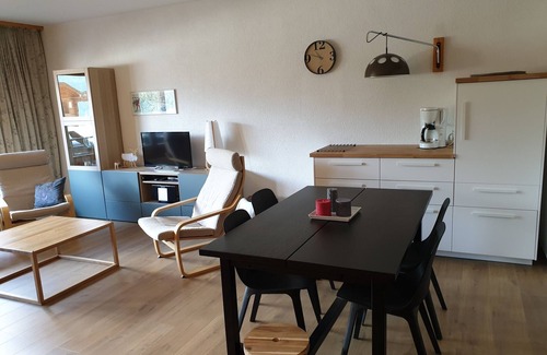 St. Luc Apartment | Outside : flat for 5-6 people on the ground floor, balcony -Inside : 60 sqm, large living with a sep