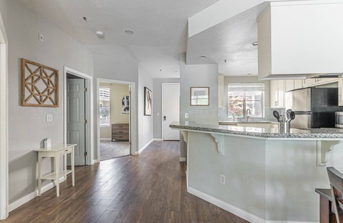 Ponderosa Park Apartment | Outstanding Sunnyvale 2BR w/Pool, nr Eclectic Dining, by Blueground