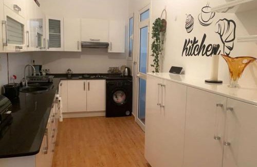 Shaline Apartment | Outstanding Two bedroom Apartment