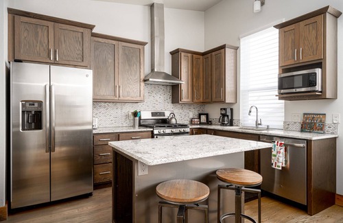 Valley West House | Outwest Hideaway - One Bedroom Apartment in Bozeman's Valley West Subdivision