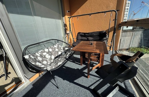Vantaa Apartment | Over the Railway Station, 7 mins Helsinki Airport