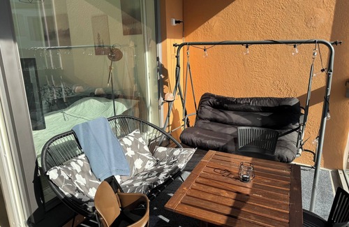 Vantaa Apartment | Over the Railway Station, 7 mins Helsinki Airport