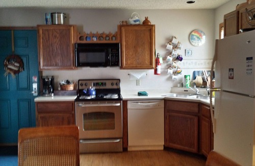 Silvercreek Condo | Over the River and through the woods