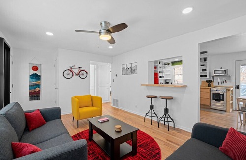 Overland Park House | Overland Park Retreat