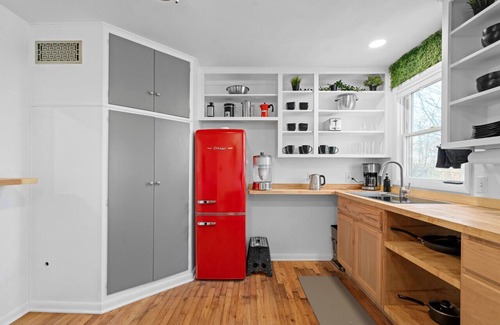 Overland Park House | Overland Park Retreat