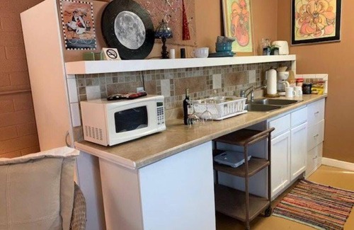 Golden Valley House | Overlook Gardens Desert Suites and Events Center