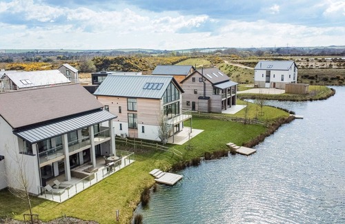 Warmwell House | Overton Island 11 (OI11), Silverlake, Dorset