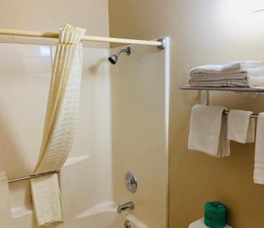 Owensville Hotel | Owensville Inn