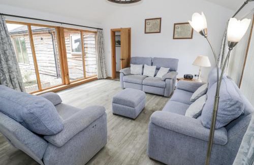 Woodford Halse House | Owl Barn