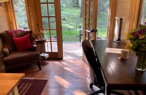 Ashland House | Owl Creek Cabin Mountain Getaway near Ashland, Oregon
