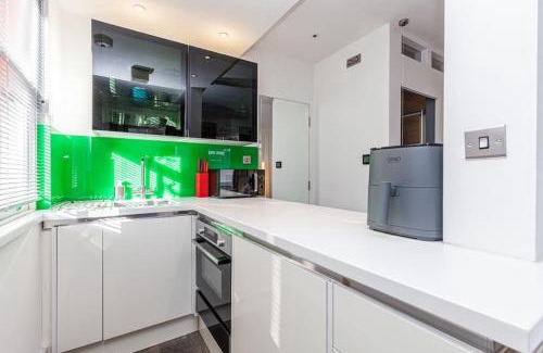 Oxford Apartment | Oxford Central Studio 1