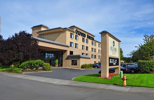Hayden Island Hotel | Oxford Suites Portland - Jantzen Beach