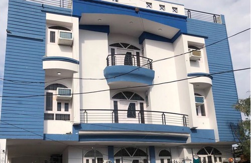 Jagatpura Hotel | OYO 23109 Hotel Crossroads