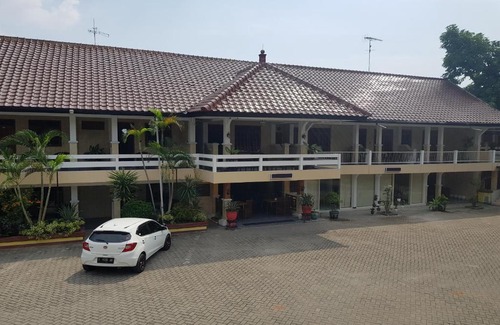 Bojonegoro Hotel | OYO 2671 Wisma Djaja Syariah
