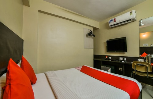 Lakdi Ka Pul Hotel | OYO 2840 Kanha Grand