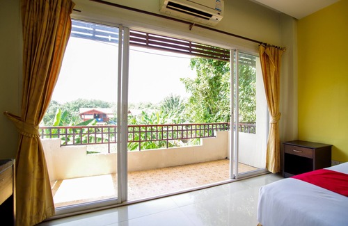 Ayutthaya Hotel | OYO 384 Ban Sabaidee