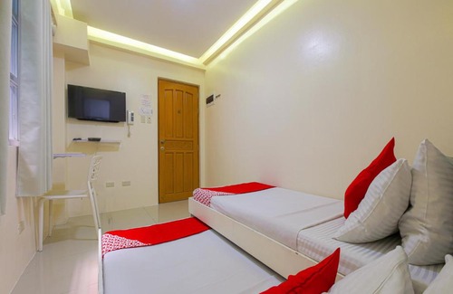 Baclaran Hotel | OYO 783 Freemont Place