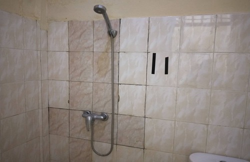 Lombok Hotel | OYO 93747 Balekui Homestay