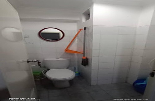 Gunung Putri Hotel | OYO 94035 Velito Rooms