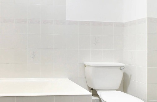 Wall Heath Hotel | OYO Dayz Away Lodge