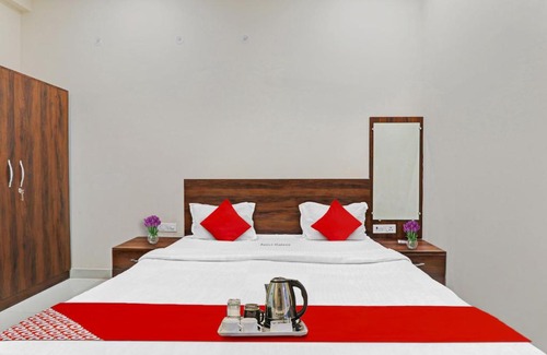 Gorakhpur Hotel | OYO Flagship 70307 Hotel Sanvi Galaxy