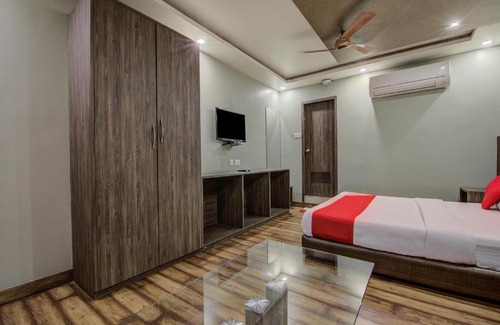 Sakchi Hotel | OYO Flagship Crystal Studio(A unit of Crystal Group of Hotels)