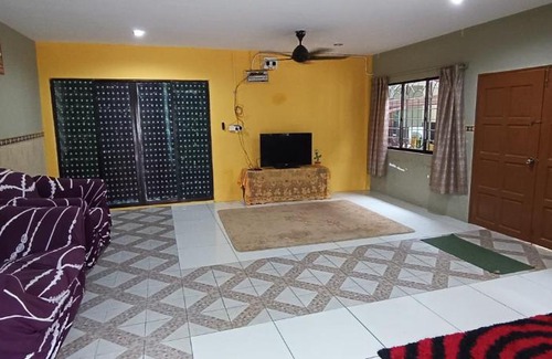 Tuaran District Apartment | OYO HOME 90751 Jasura Lodge Kiulu