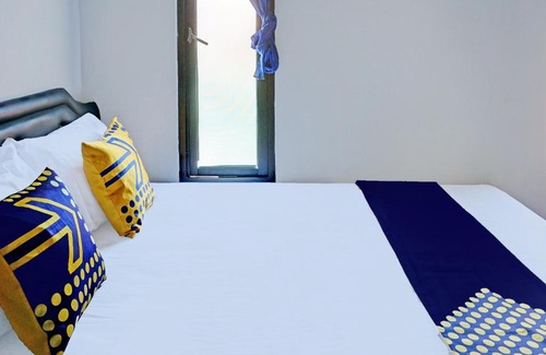 Blitar Hotel | OYO Life 92353 Purnama Syariah Guest House