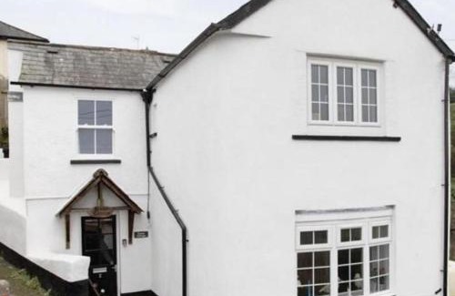 Ebford House | Oyster Cottage