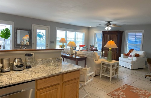 Morehead City House | Oyster Shack by the Bay/4 minutes to Morehead City Waterfront/Big Rock Landing
