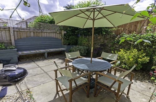 Braunton Cottage | Oysters | Sleeps 6 | Modern Villa & Dog Friendly