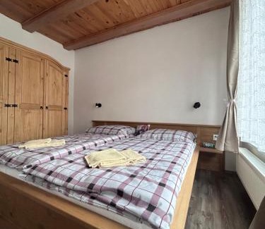 Ckyne House | Párty penzion Dolany