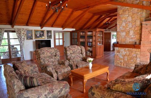 Vac Villa | Pávakakas Vendégház