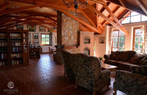 Vac Villa | Pávakakas Vendégház