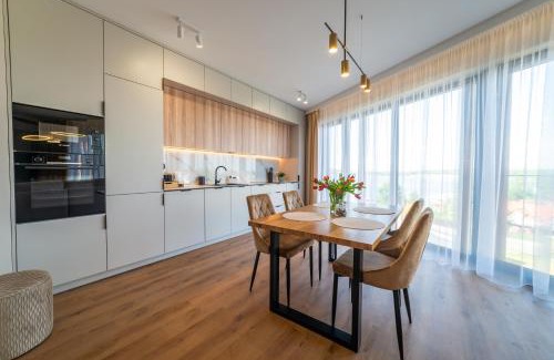 Mikolajki Apartment | P R A T U M 17 Apartament z widokiem na jezioro