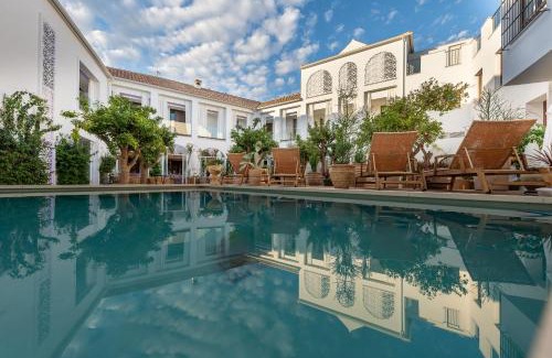 La Catedral Hotel | P SANTA CLARA HOTEL BOUTIQUE By Sojo