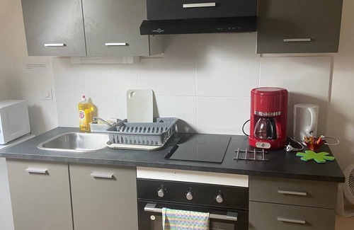 La Ferte-Gaucher Apartment | P1 studio, 5 minutes' walk from the Super U, 10 minutes' walk from the town center.