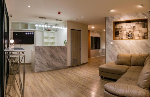 Pathumwan Hotel | P18 Hotel Bangkok